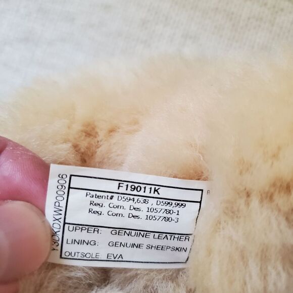 UGG Australia Bailey Boot sz 7 - Picture 13 of 13